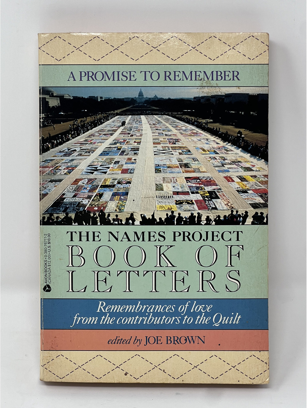 A Promise to Remember: The Names Project Book of Letters - Remembrances of Love